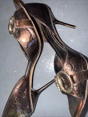 GUCCI Metallic  LOGO GG D’Orsay pumps open toe leather 7B